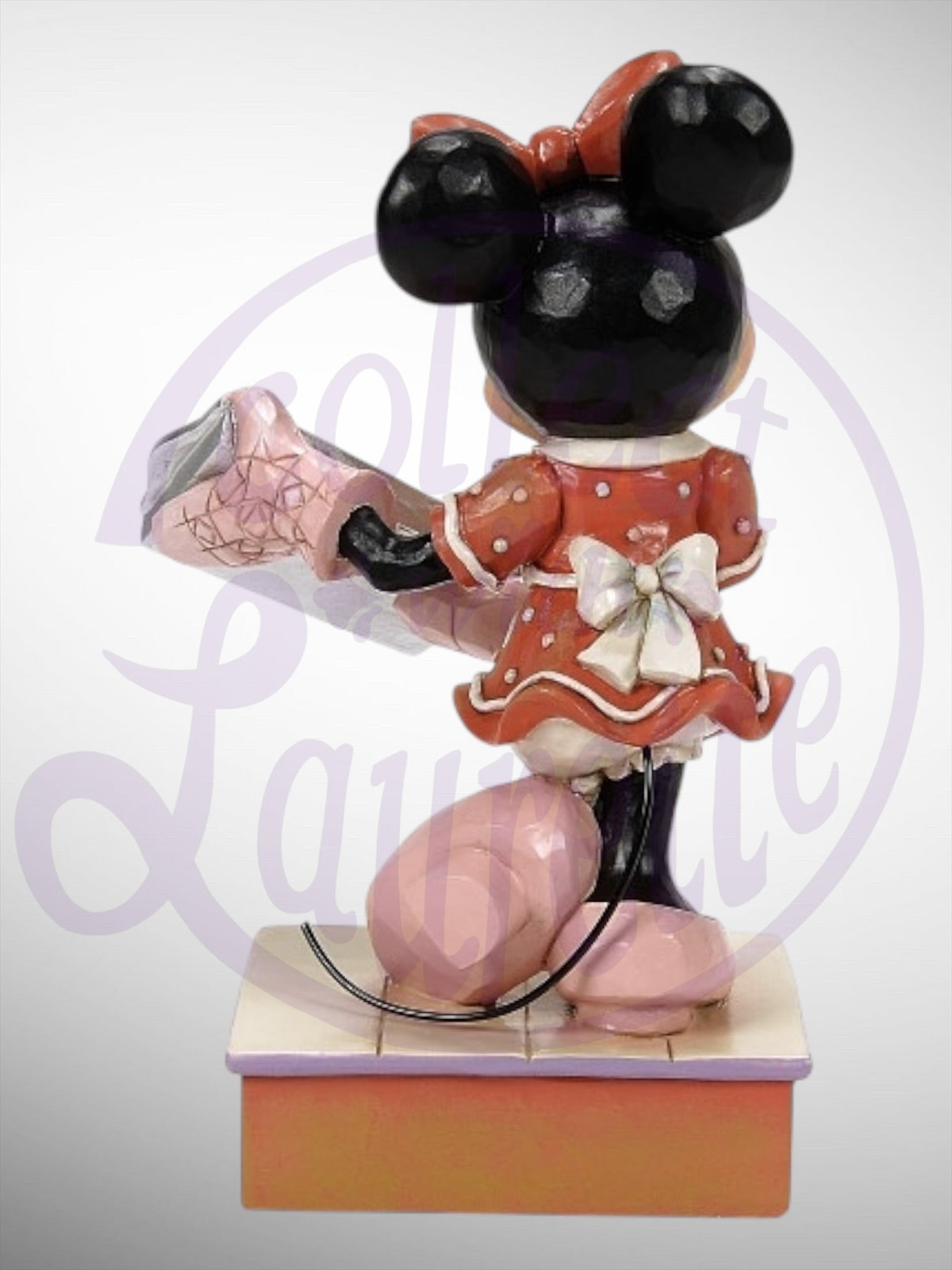Jim Shore Disney Traditions -  Baking Bliss Minnie Gingerbread Baker Figurine