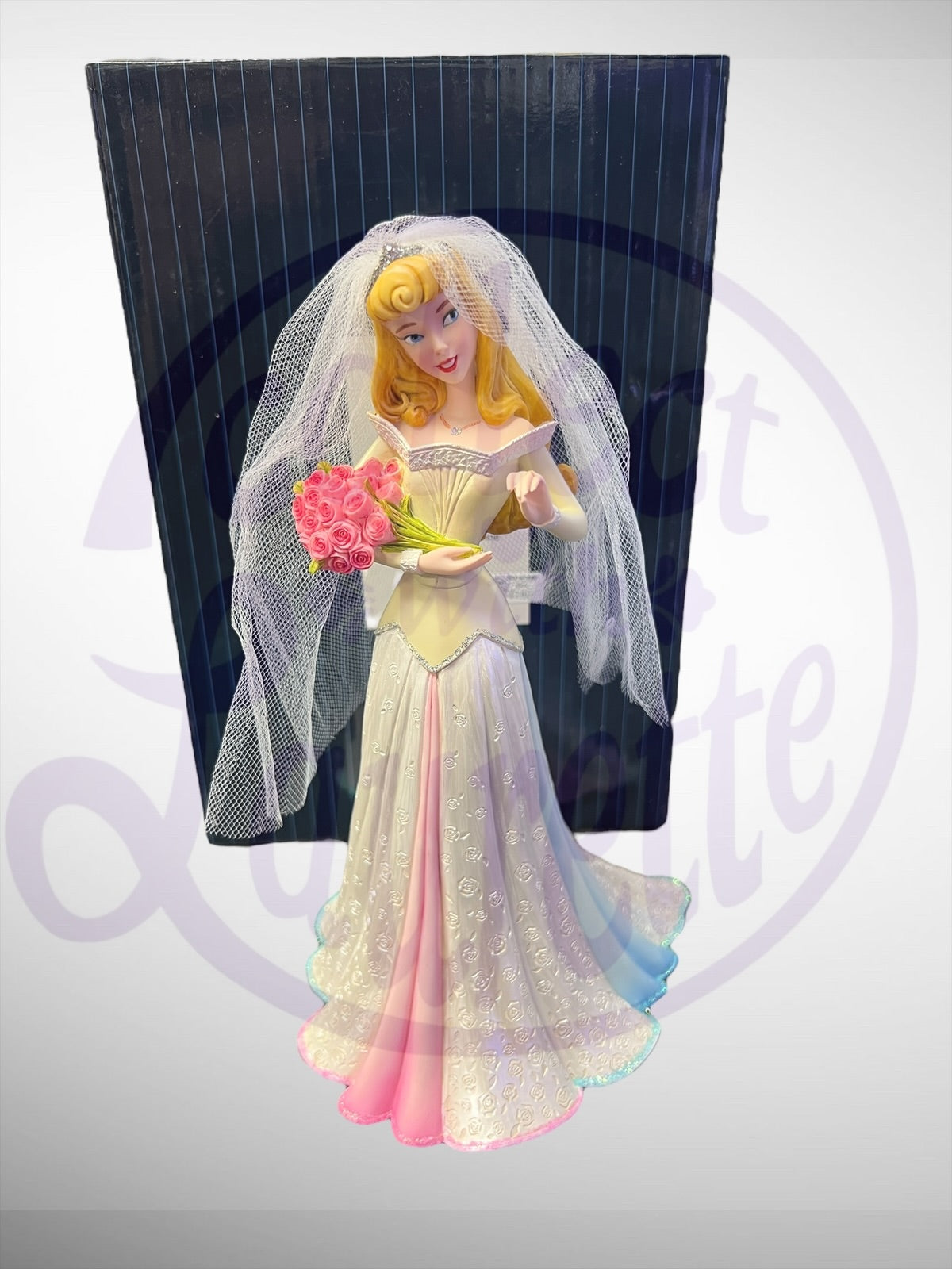 Disney Showcase Collection online Enesco Aurora Wedding Figurine