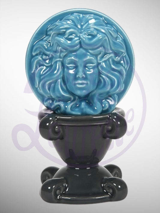 Enesco Studio Brands - Haunted Mansion Madame Leota Salt and Pepper Shakers