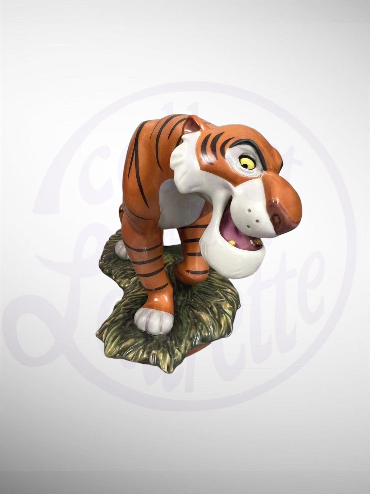 Walt Disney Classics Collection - Everyone Runs From Shere Khan Jungle Book WDCC Figurine