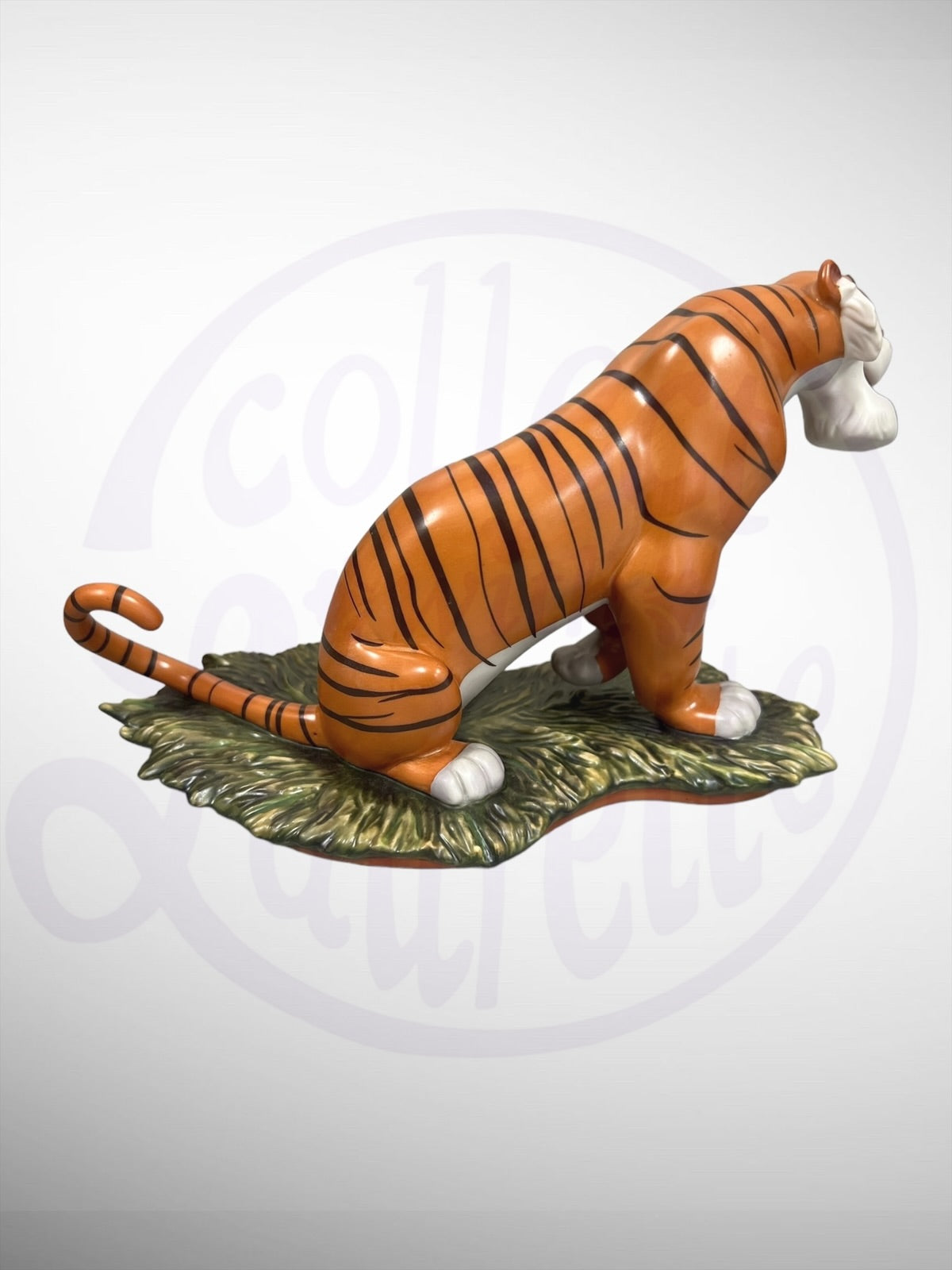 Walt Disney Classics Collection - Everyone Runs From Shere Khan Jungle Book WDCC Figurine