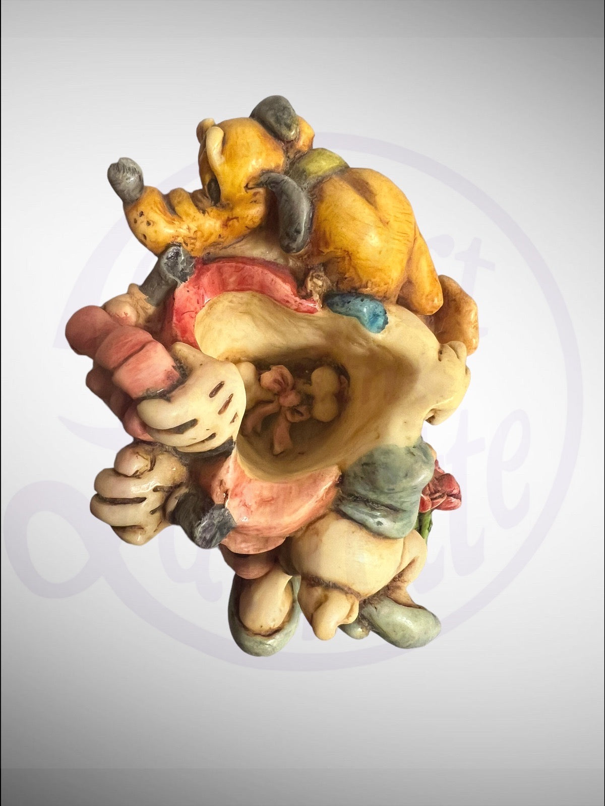 Harmony Kingdom Box - Disney Be My Valentine! Mickey and Minnie Figurine No Box