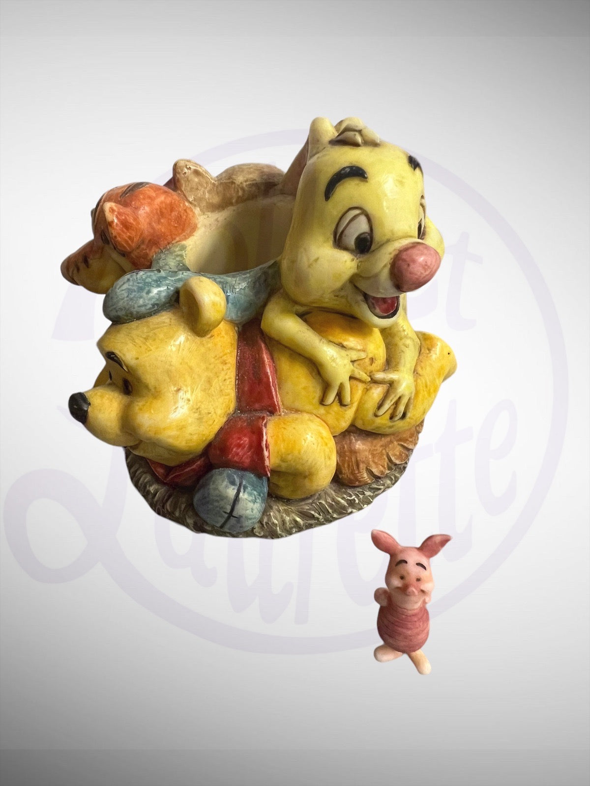 Harmony Kingdom Box - Disney Jubilee Pooh Figurine No Box