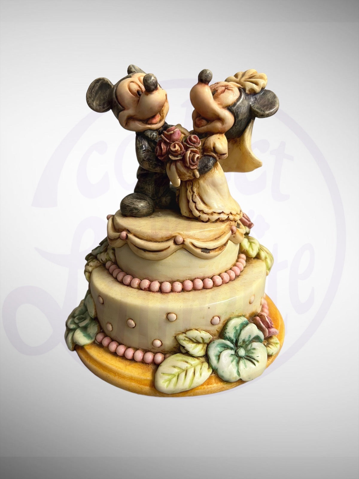 Disney Harmony Kingdom Fairy Tale Wedding Mickey and Minnie Mouse 2024 Trinket Box