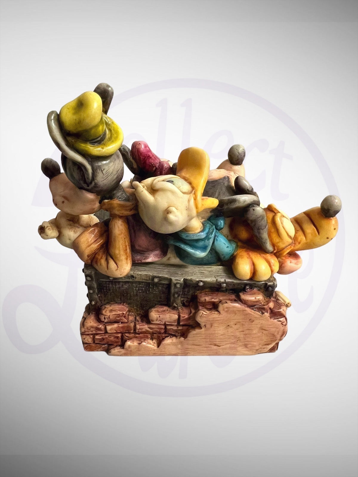 Harmony Kingdom Box - Disney Hollywood Tower Hotel Mickey Minnie Donald Goofy Pluto Figurine No Box