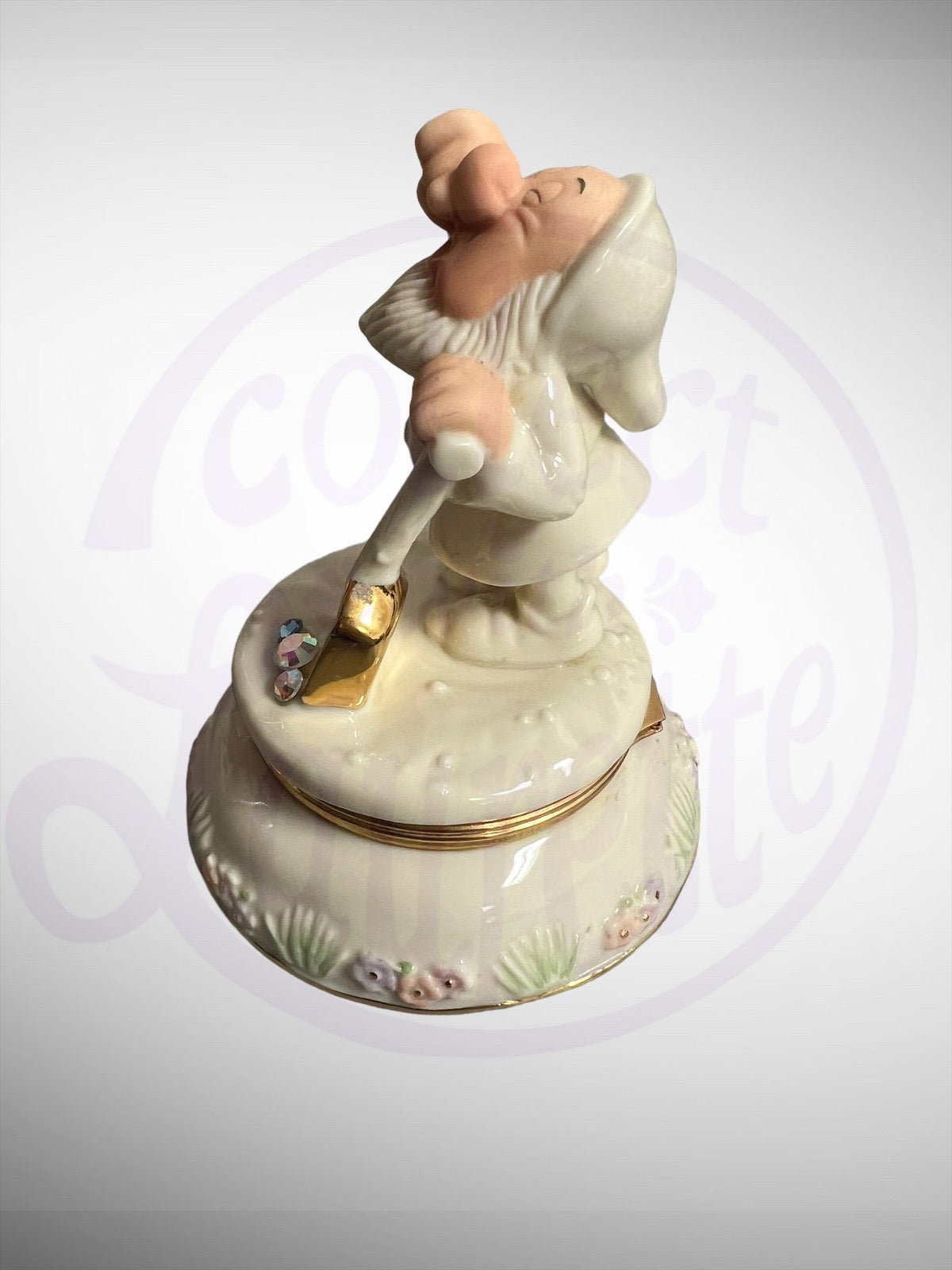 Lenox Disney Treasure Box - Snow White and the Seven Dwarfs Sneezy Figurine