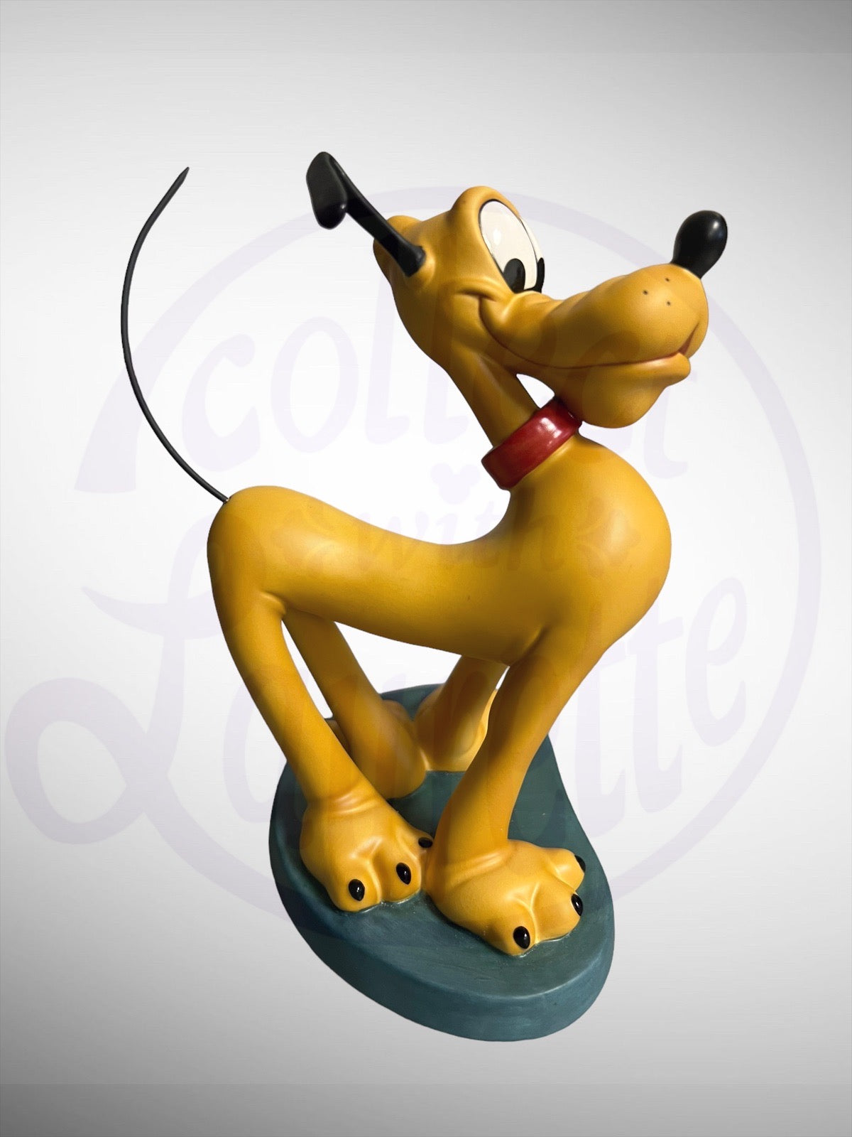 Walt Disney Classics Collection - WDCC Perfect Patient Pluto First Aiders Figurine