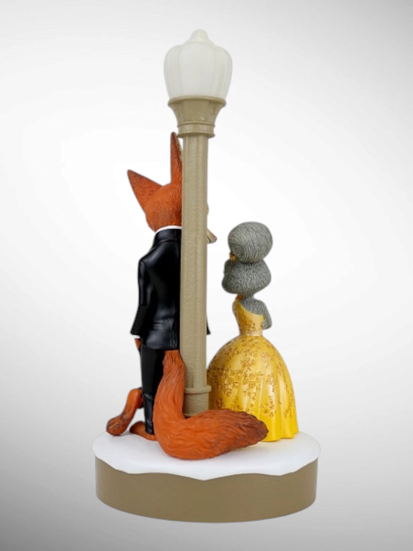 Disney Showcase Collection - Nick and Judy Zootopia 2 Light Up Figurine - PREORDER