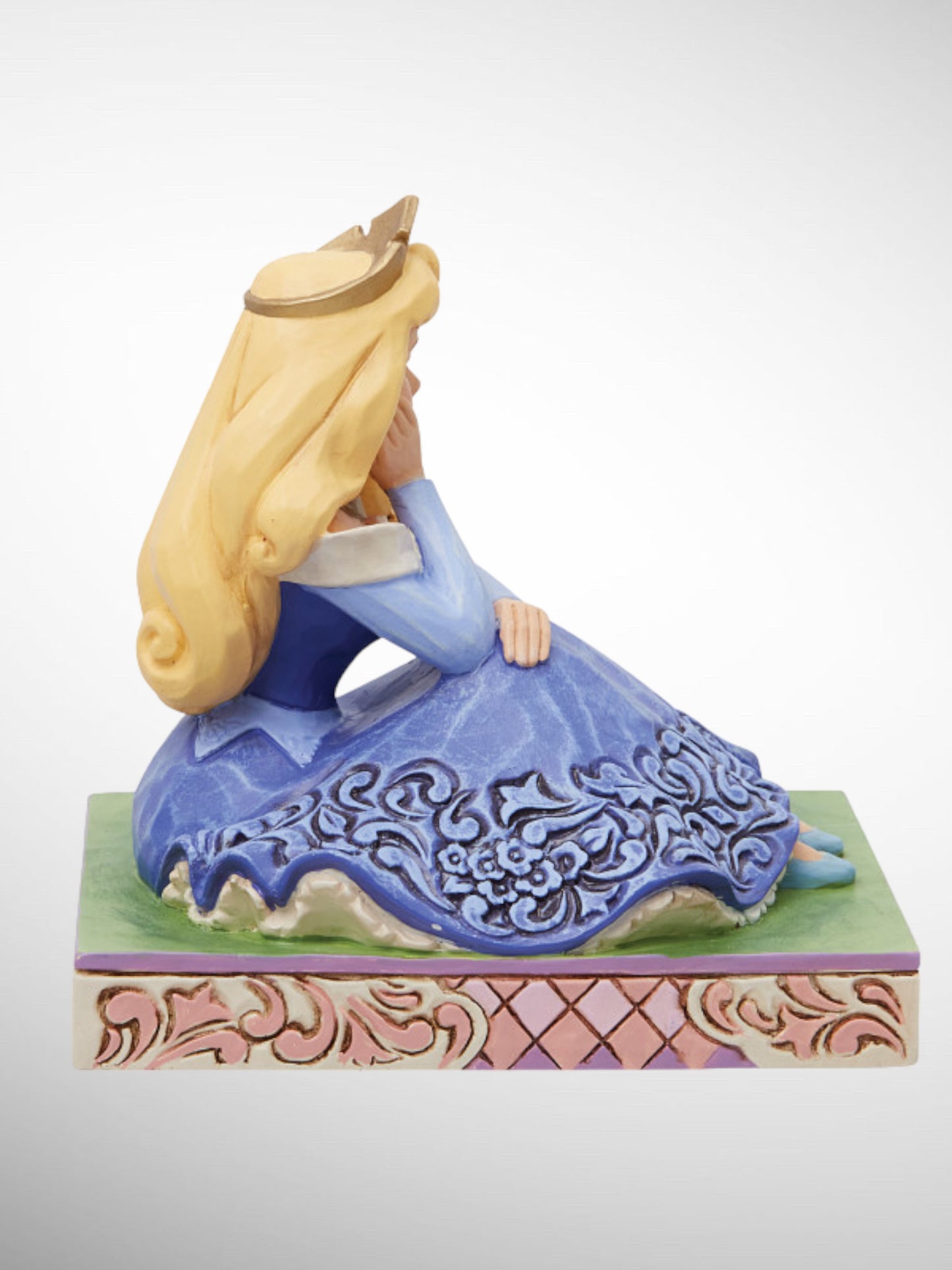 Jim Shore Disney Traditions - Graceful and Gentle Aurora Sleeping Beauty Personality Pose Figurine