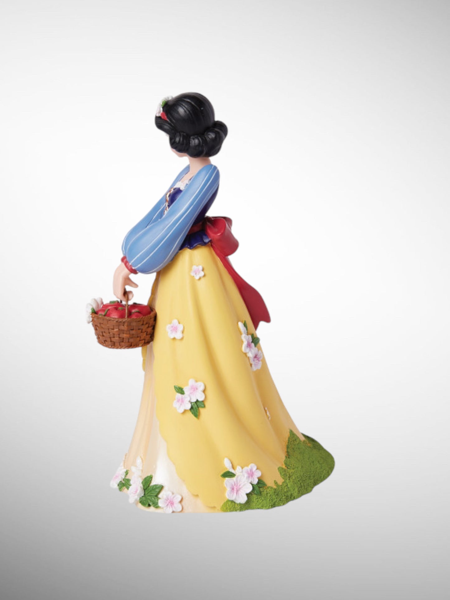 Disney Showcase Collection - Botanical Princess Snow White Couture Figurine - PREORDER