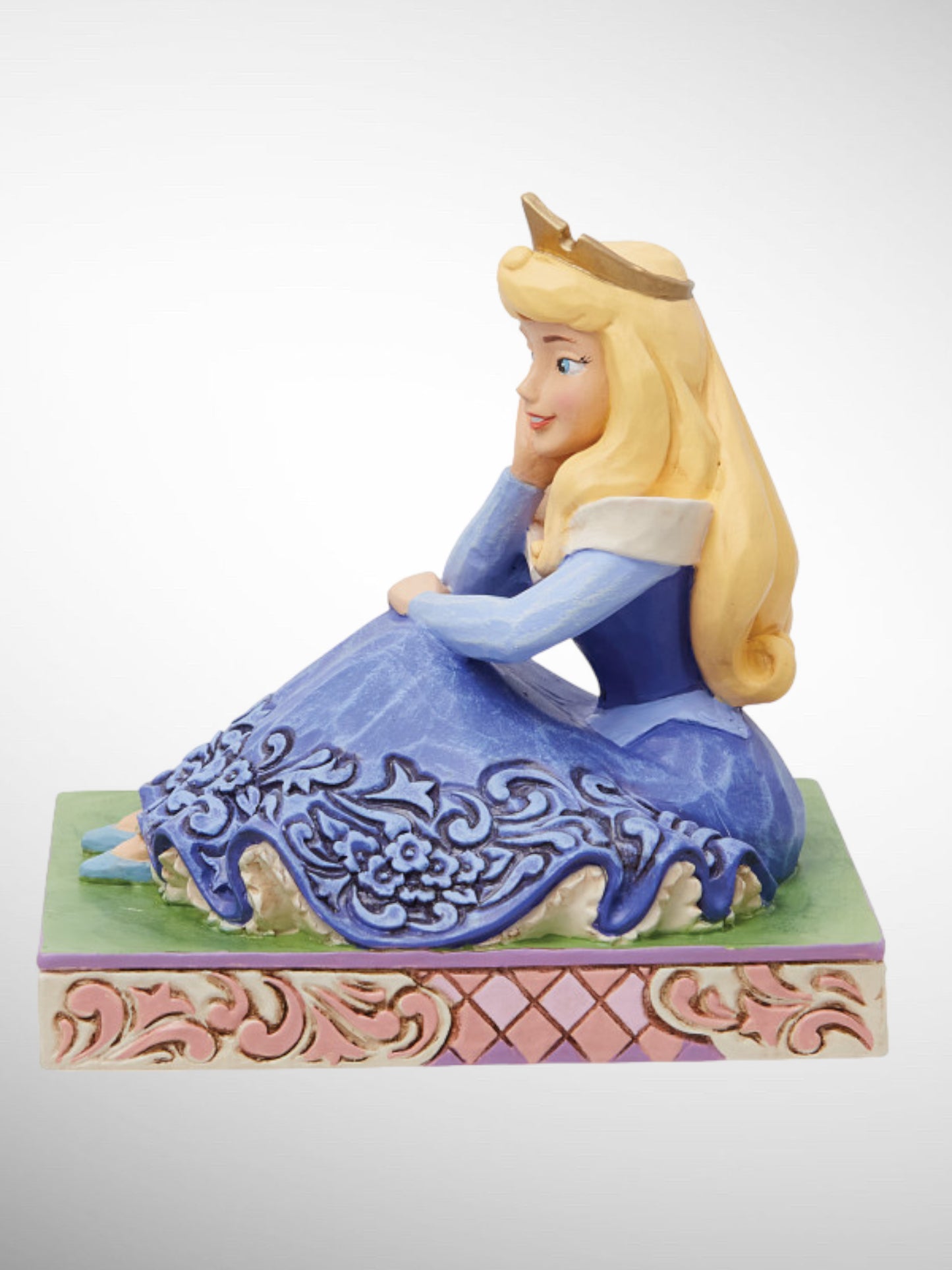 Jim Shore Disney Traditions - Graceful and Gentle Aurora Sleeping Beauty Personality Pose Figurine