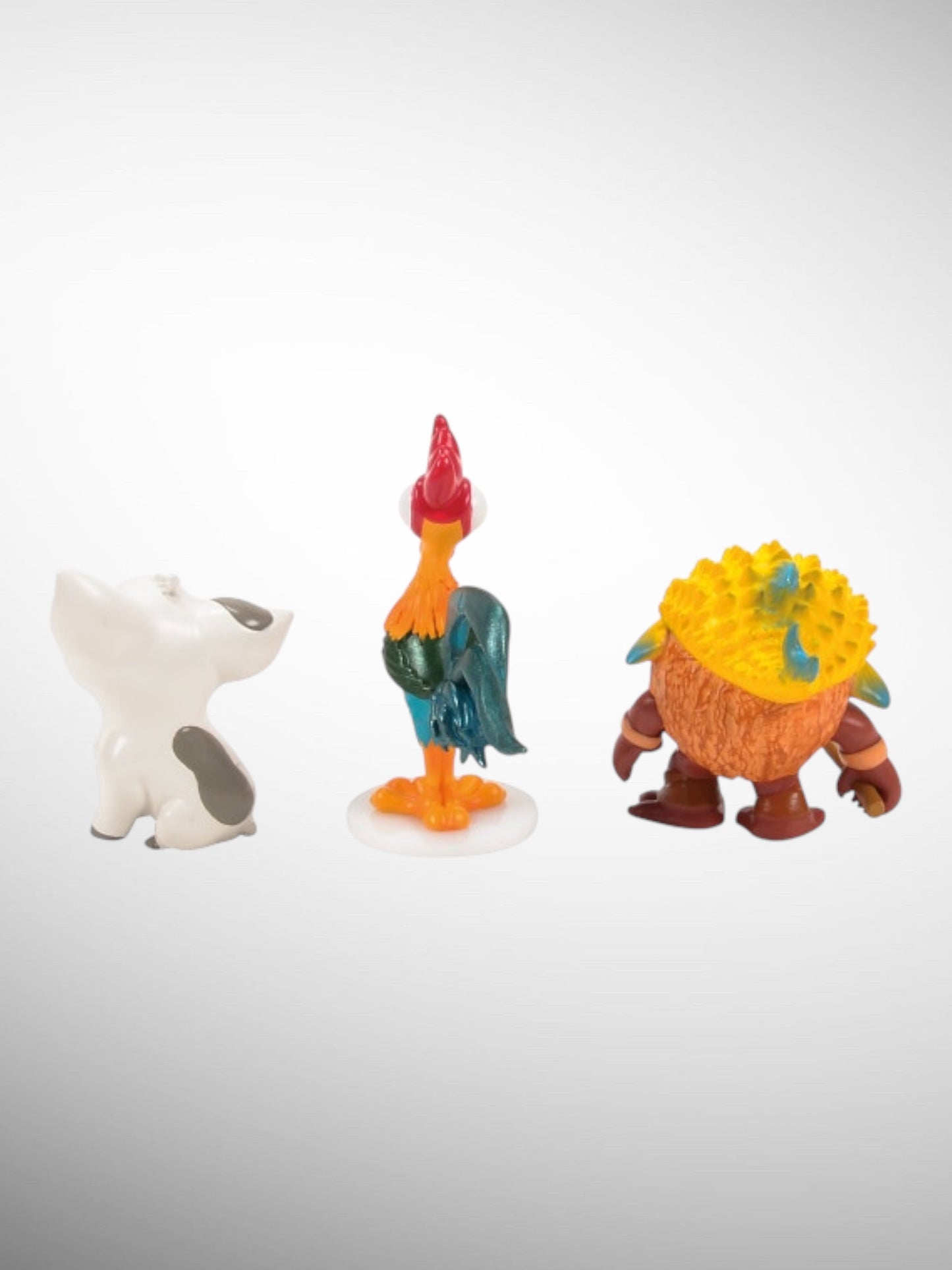 Disney Showcase Collection - Moana Mini Pua Hei Hei & Kakamora Figurine - PREORDER