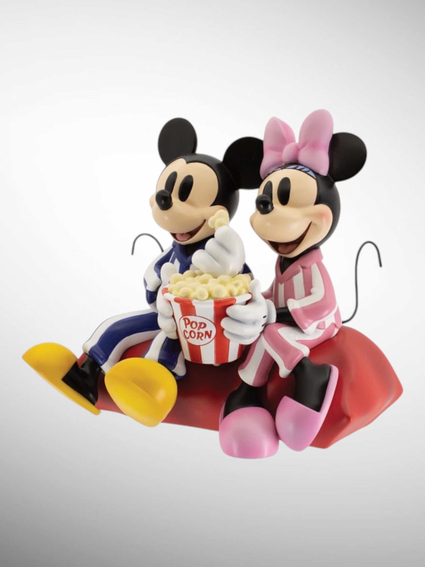 Disney Showcase Collection - Mickey Minnie Pajamas Figurine - PREORDER