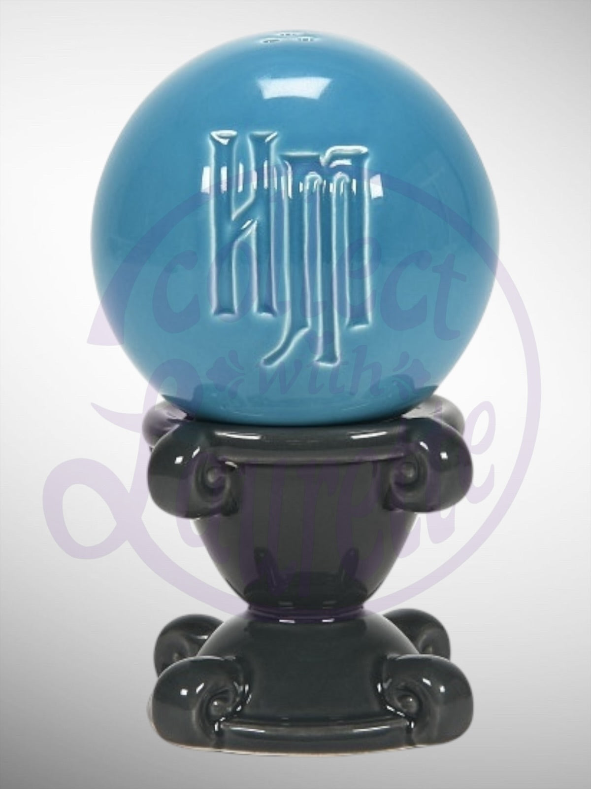 Enesco Studio Brands - Haunted Mansion Madame Leota Salt and Pepper Shakers