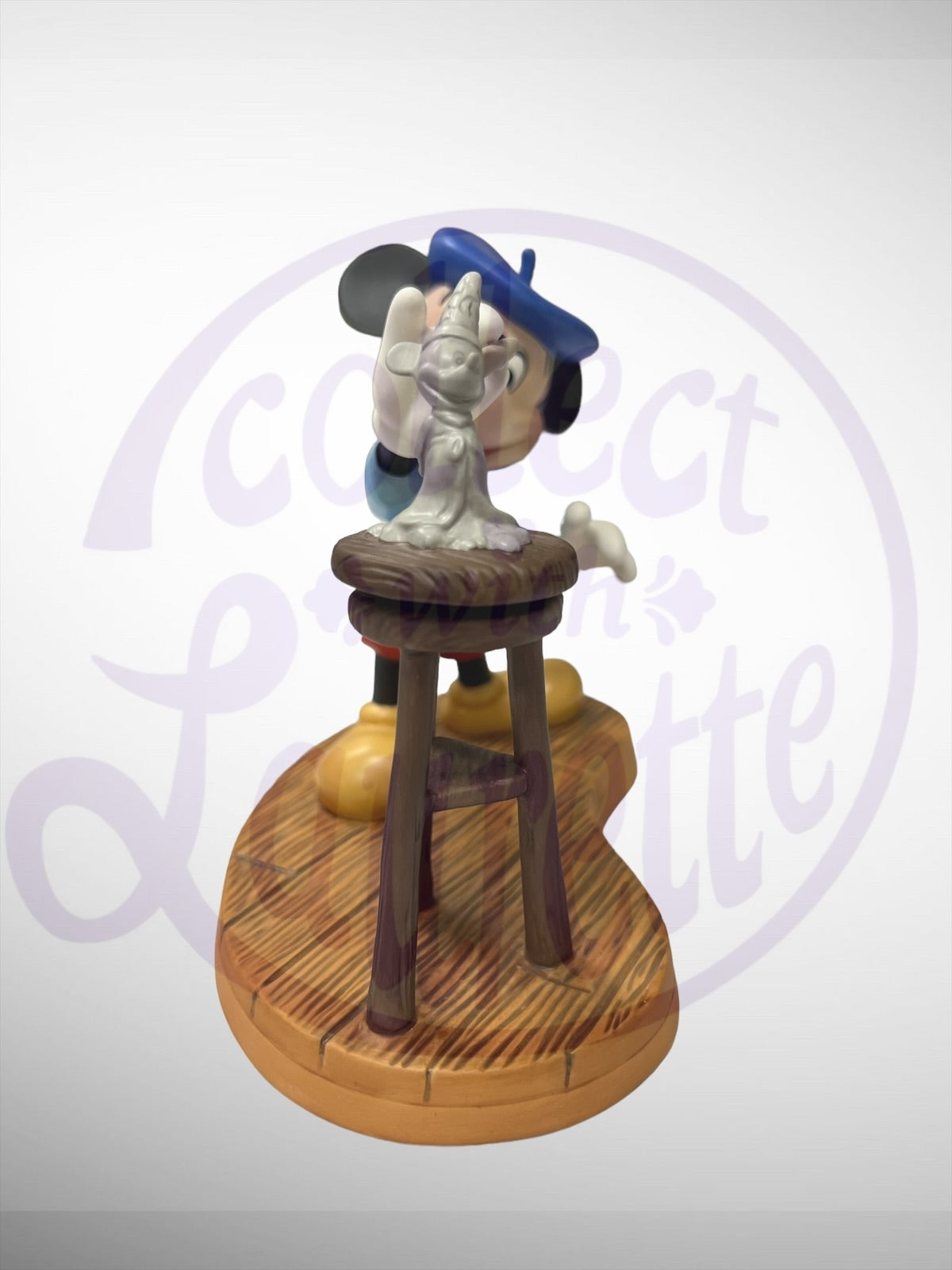 Walt Disney Classics Collection - WDCC Creating a Classic Mickey Mouse Sculpting Mickey Figurine