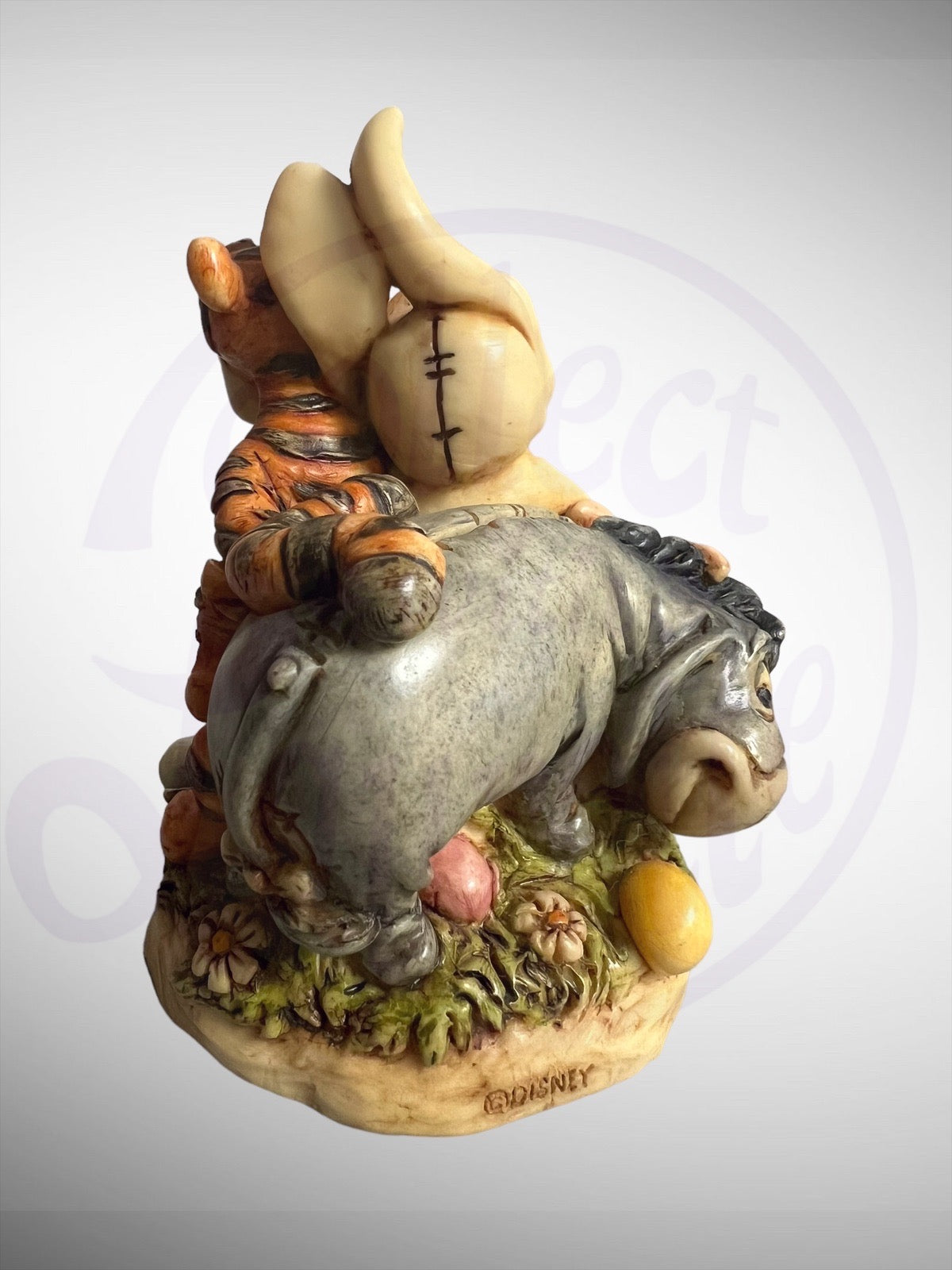Harmony Kingdom Box - Disney Hoppy Easter to Pooh! Figurine No Box