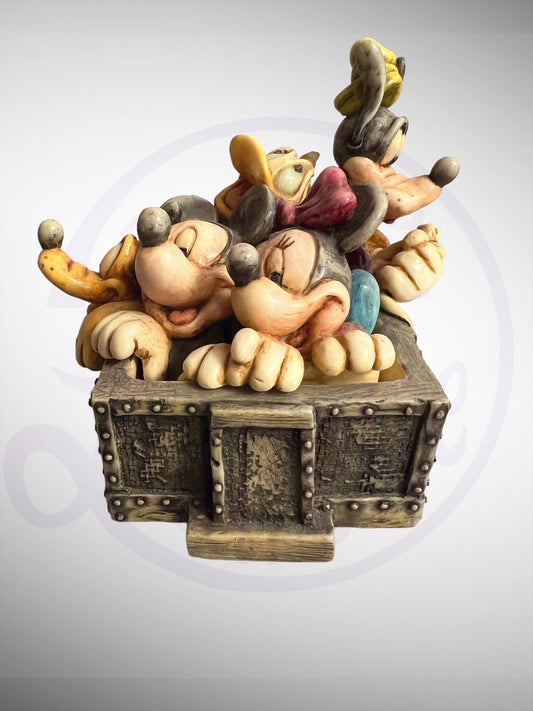 Harmony Kingdom Box - Disney Hollywood Tower Hotel Mickey Minnie Donald Goofy Pluto Figurine