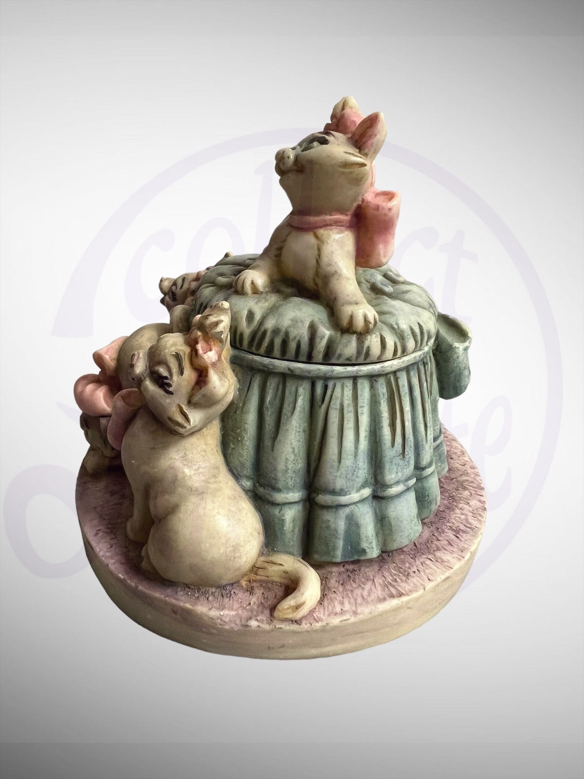 Harmony Kingdom Box - Disney Many Moods of Marie Aristocats Figurine No Box