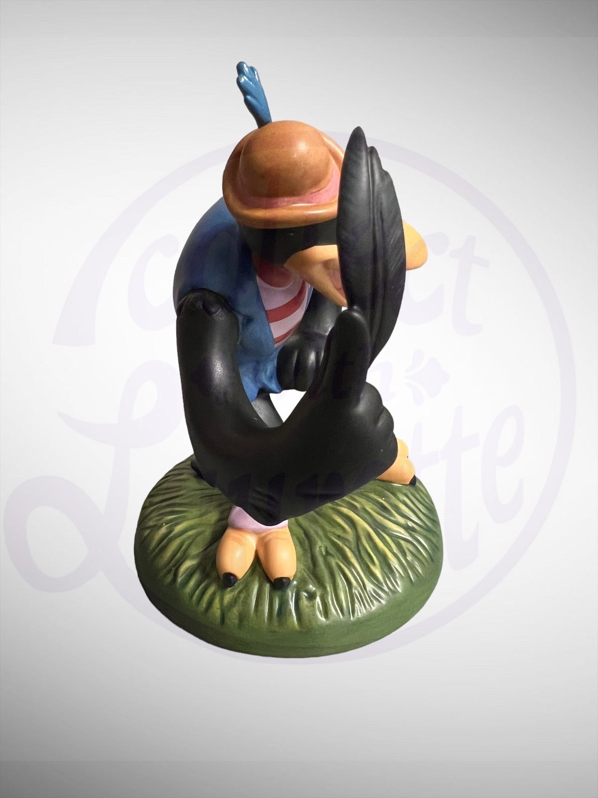 Walt Disney Classics Collection - WDCC Dumbo Fixin' to Help You! Mr. J. Crow Figurine