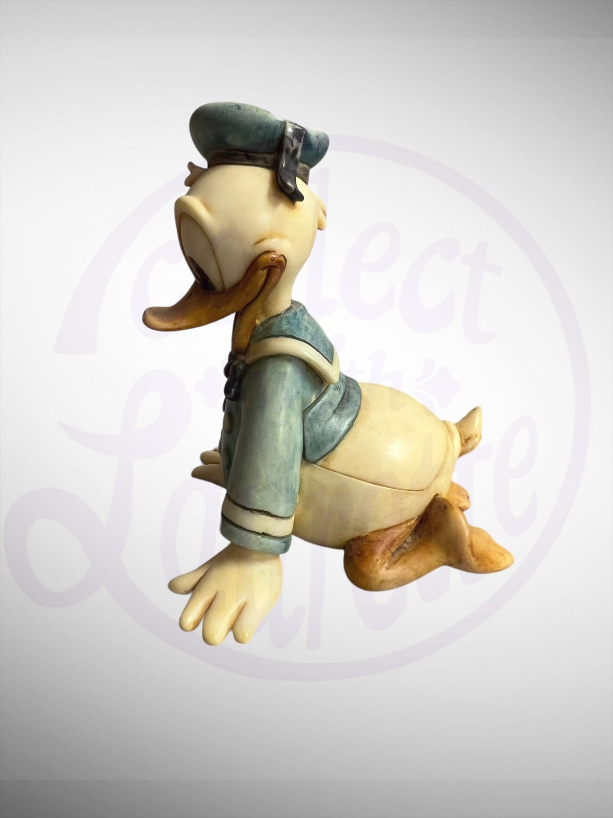 Harmony Kingdom Box - Disney Donald Looks Back Figurine No Box