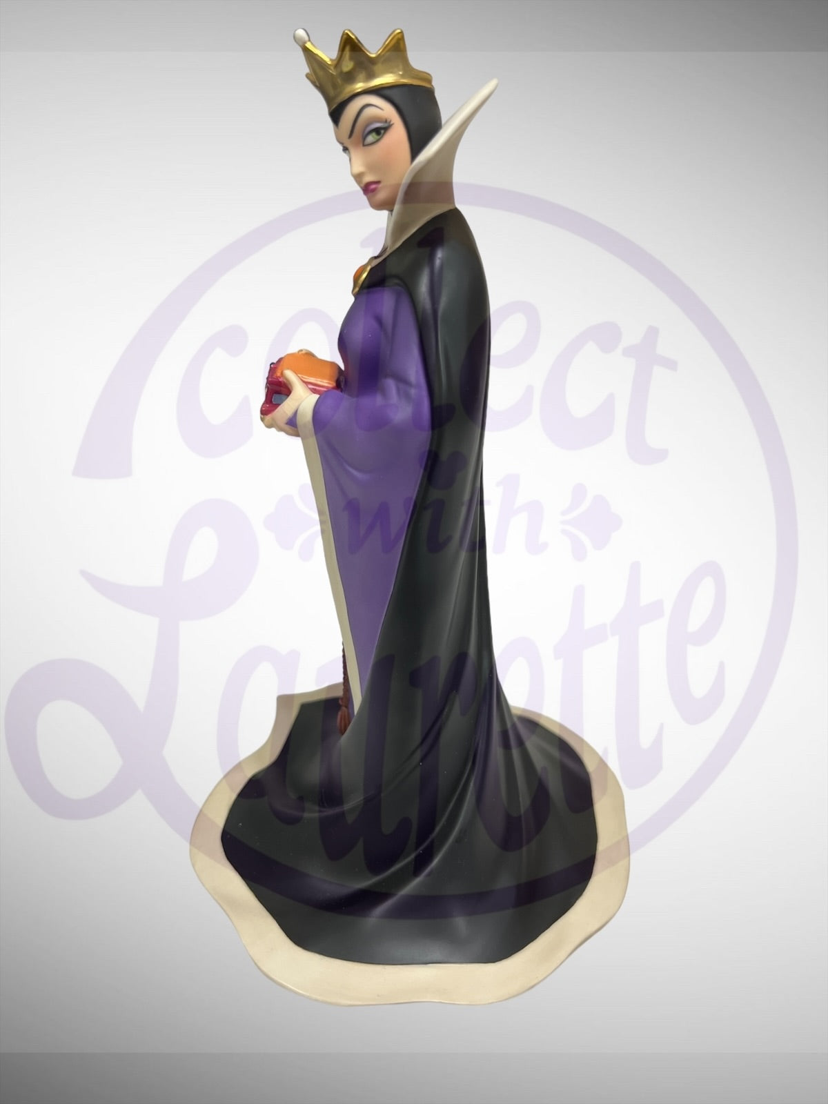 Walt Disney Classics Collection - WDCC Bring Back Her Heart ... Evil Queen Figurine