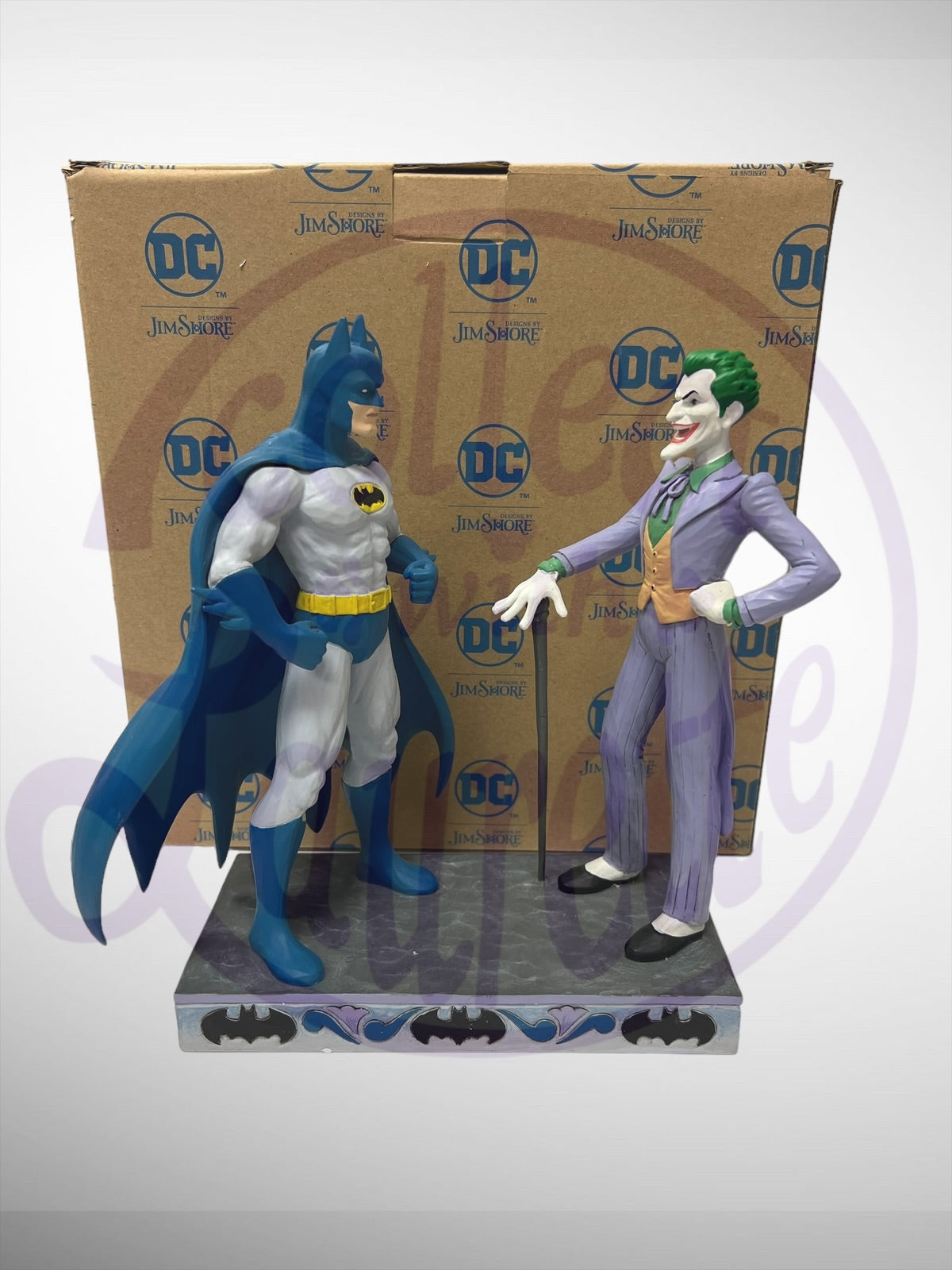 Jim Shore DC Comics - Batman vs. The Joker Figurine