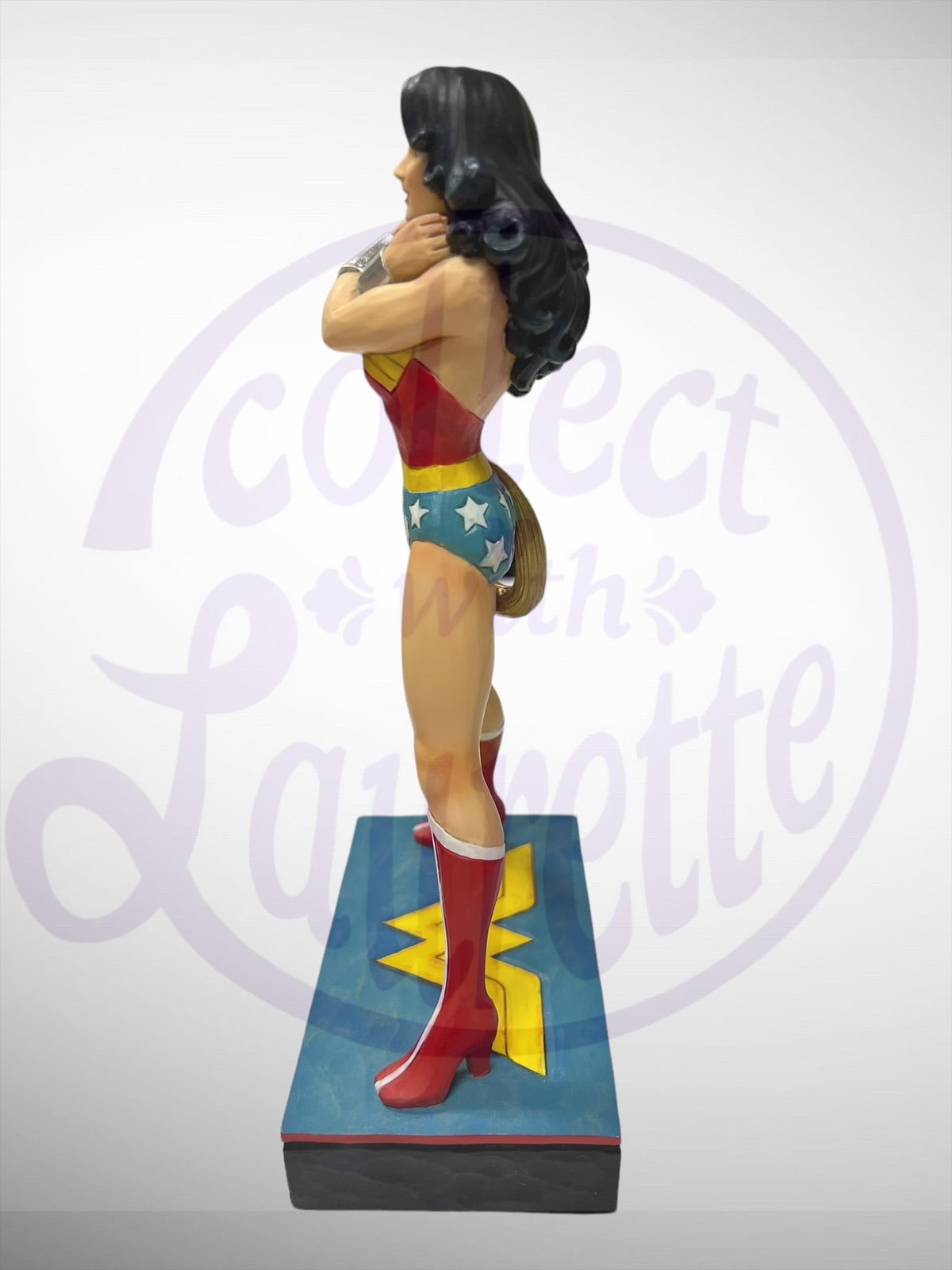 Jim Shore DC Comics - Amazonian Princess Wonder Woman Figurine