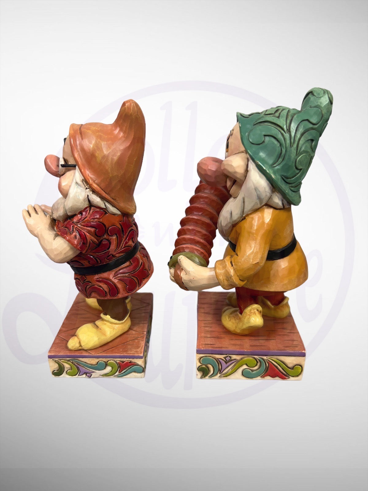 Jim Shore Disney Traditions - Affable Accordionist Clap Along Bashful Doc Snow White Figurine Set (No Box)