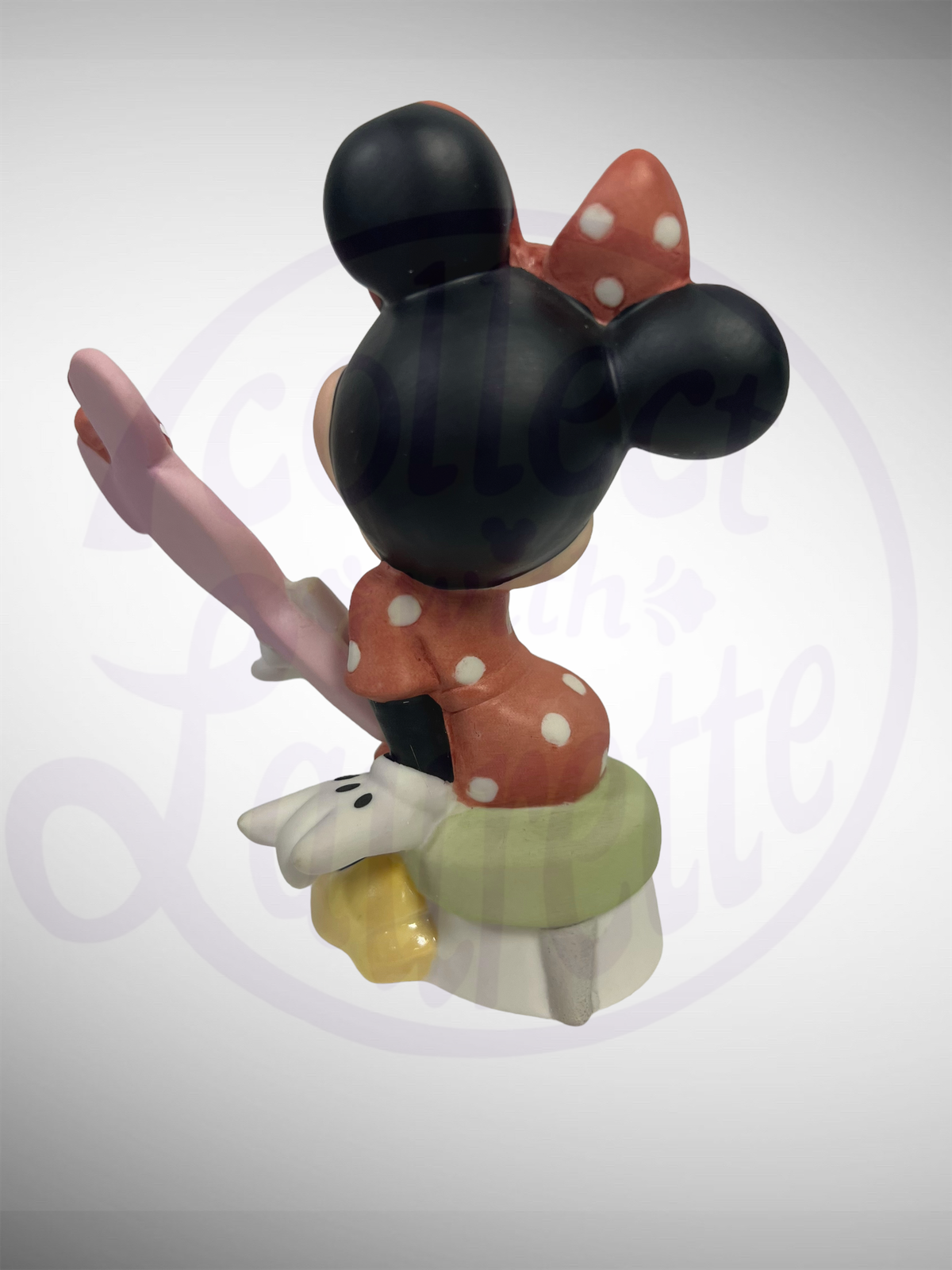 Disney Showcase Collection - Precious Moments - Your Beauty Shines From The Heart Minnie Mouse Figurine