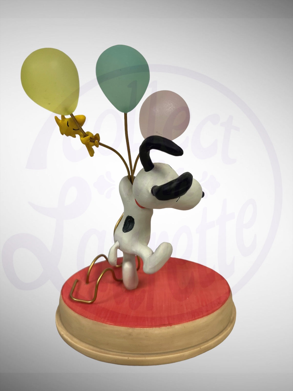 Hallmark Peanuts What a Wonderful Day! Snoopy Figurine