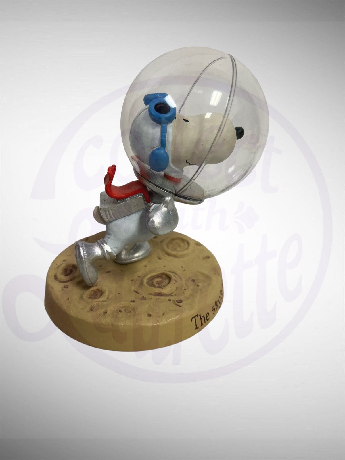 Hallmark Peanuts The Sky's the Limit Snoopy Figurine