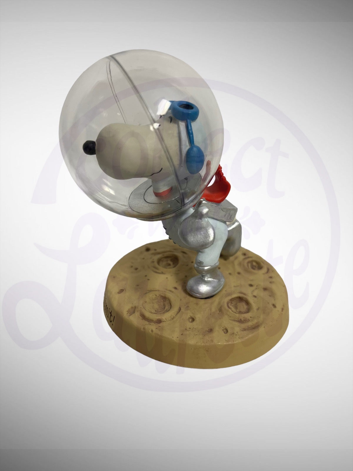 Hallmark Peanuts The Sky's the Limit Snoopy Figurine